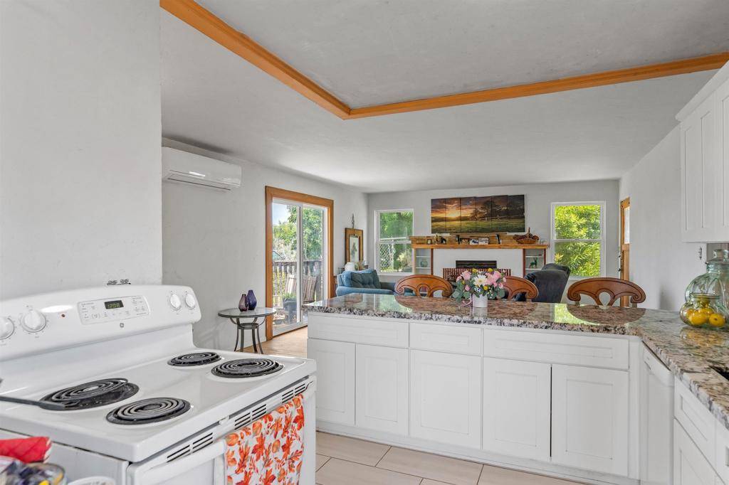 Fallbrook, CA 92028,2163 Gracey LN