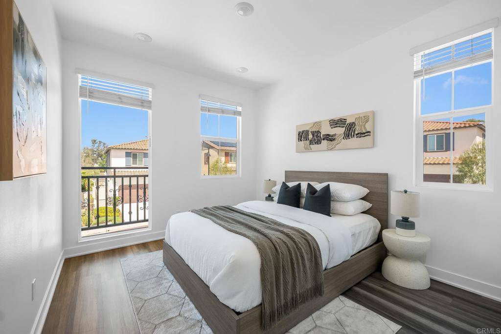 Vista, CA 92081,839 Brookdale DR