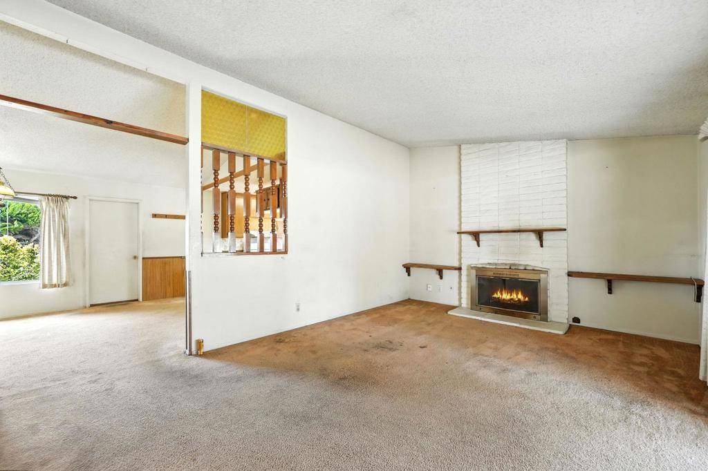 San Marcos, CA 92069,631 Douglas AVE