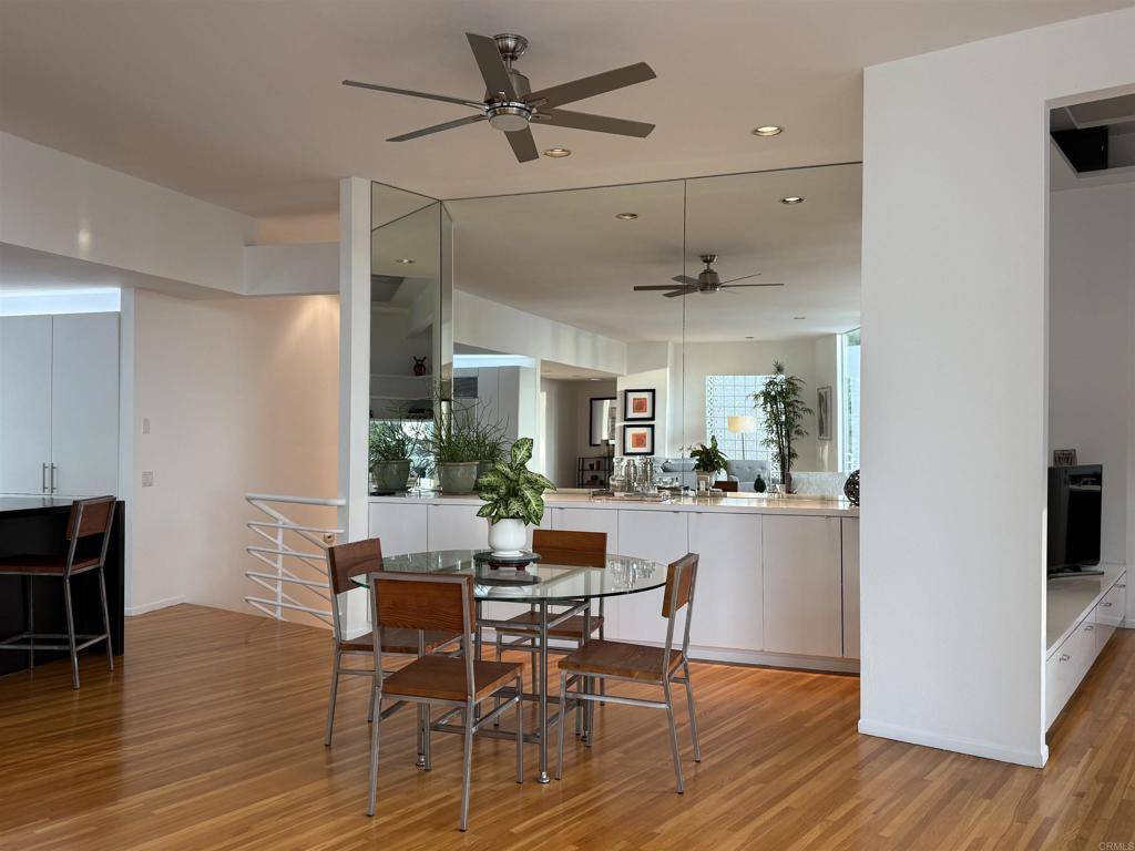 Del Mar, CA 92014,421 Serpentine DR