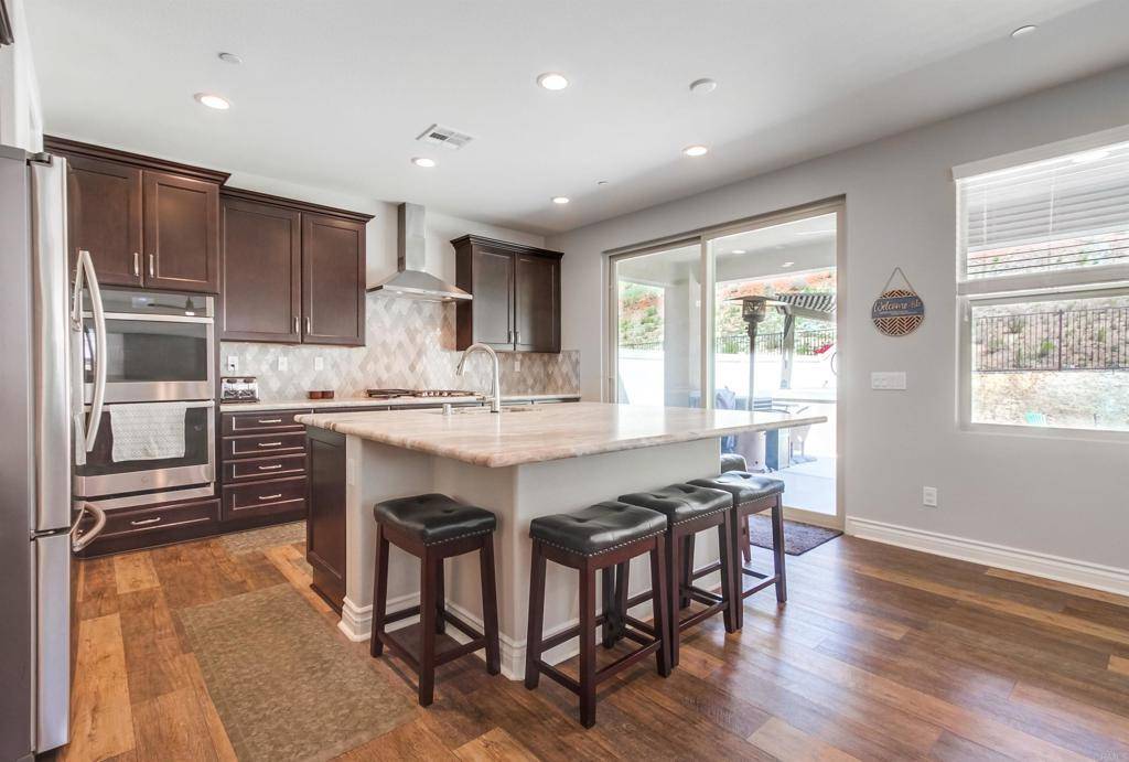 Fallbrook, CA 92028,280 Shetland W