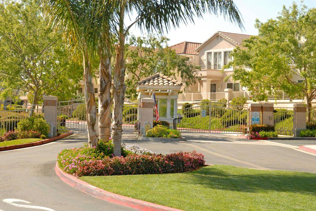 San Diego, CA 92128,18861 Caminito Cantilena #26