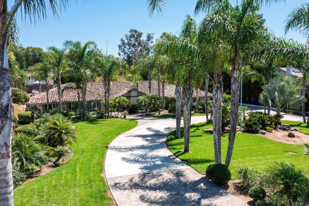 Vista, CA 92084,1130 Sugarbush DR