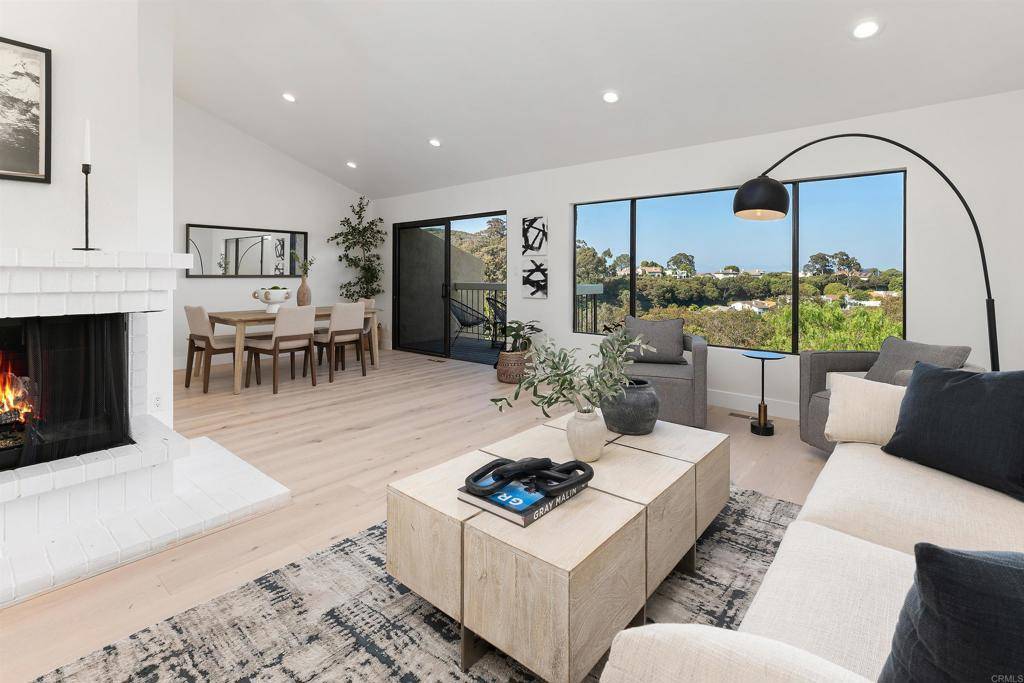 La Jolla, CA 92037,6635 Caminito Scioto