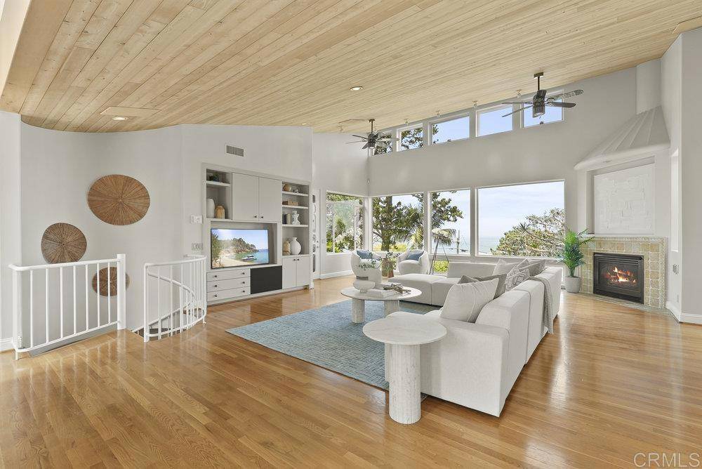 Del Mar, CA 92014,320 Bellaire ST