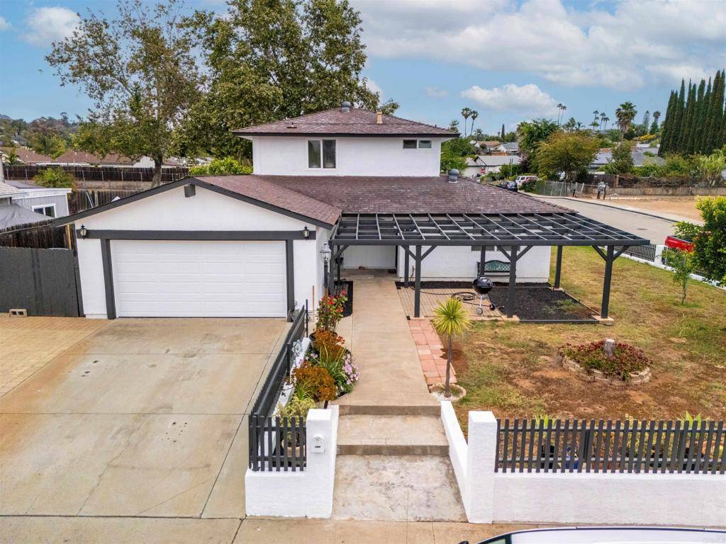 Escondido, CA 92027,1220 Hoover ST
