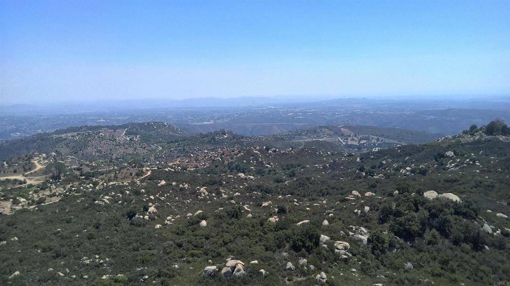 Fallbrook, CA 92028,0 Donnil LN