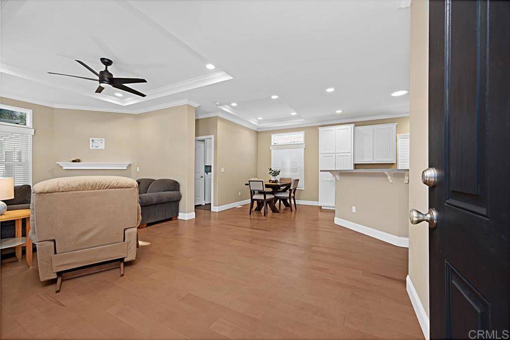 Escondido, CA 92026,8975 Lawrence Welk Dr #83