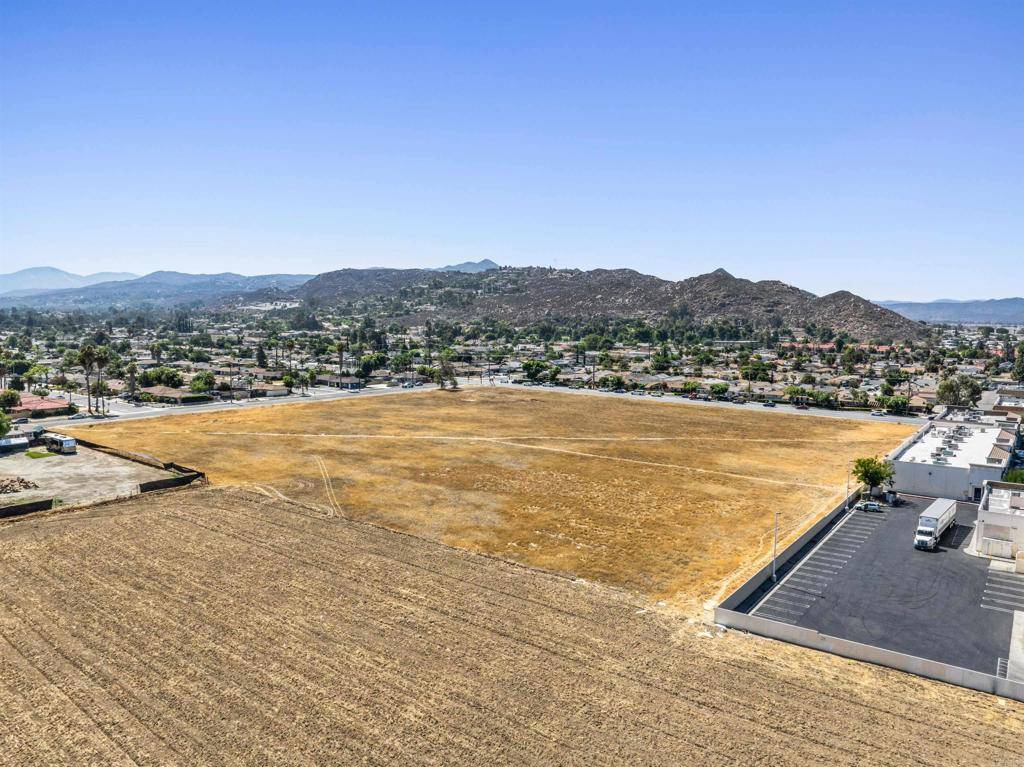 Hemet, CA 92543,E Stetson AVE