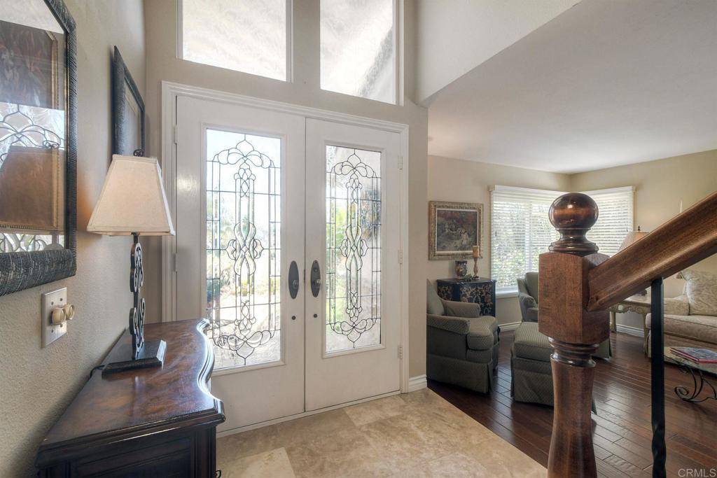 Carlsbad, CA 92009,2814 Sombrosa St.