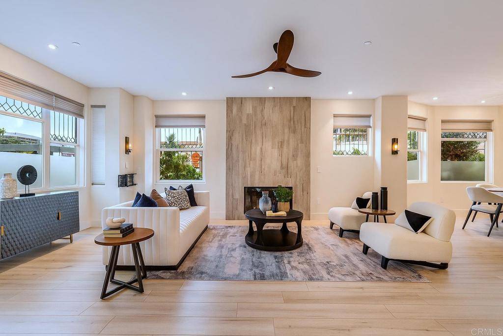 San Diego, CA 92103,3285 5th AVE