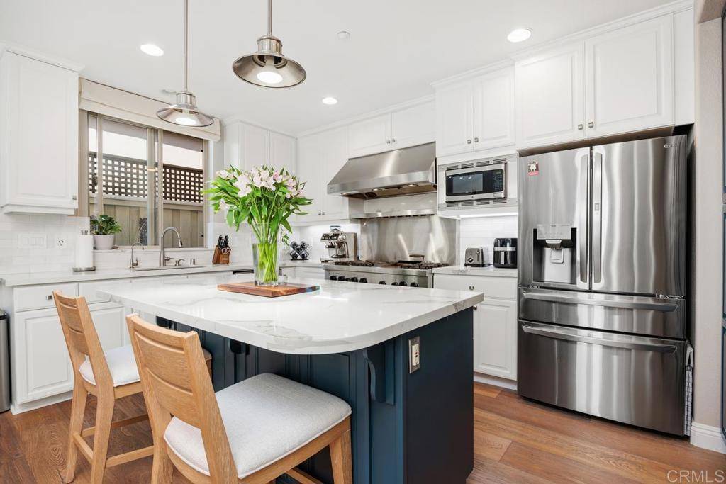 Solana Beach, CA 92075,301 N Rios