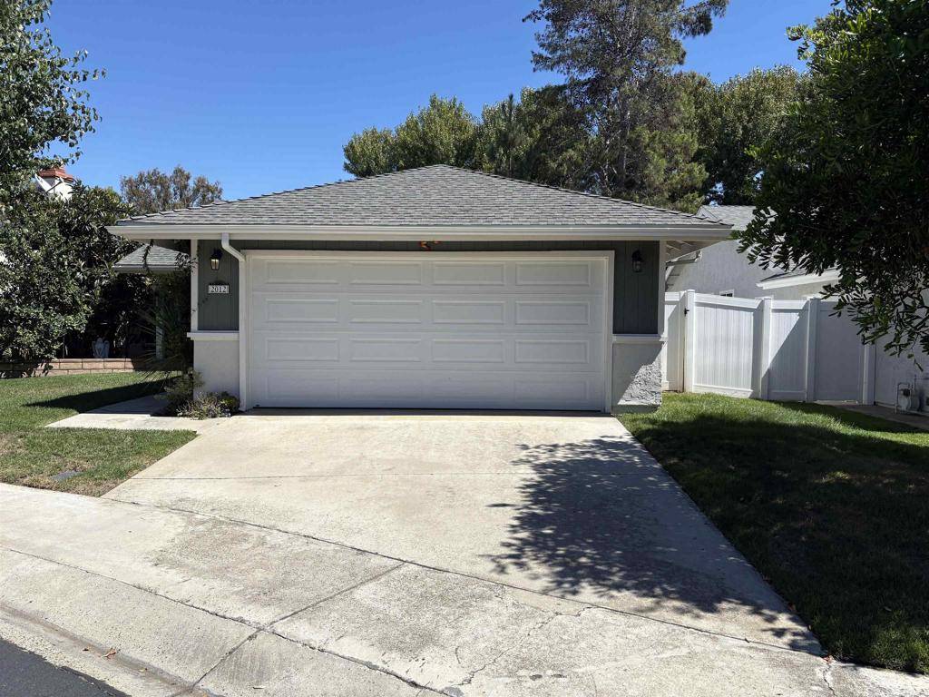 Vista, CA 92081,2012 Cottage way