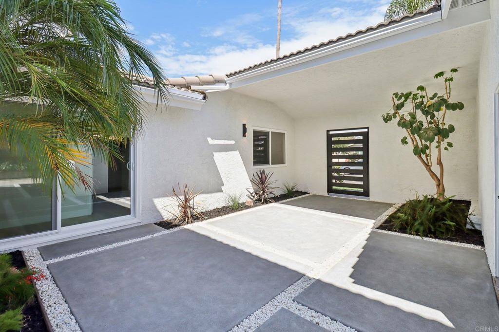 San Diego, CA 92120,6330 Wenrich DR