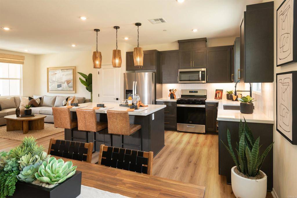 Chula Vista, CA 91910,514 Avenida Centro #105