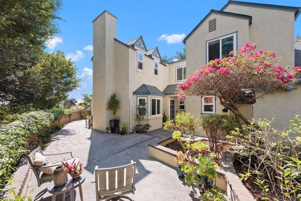 Carlsbad, CA 92010,4583 Chancery CT