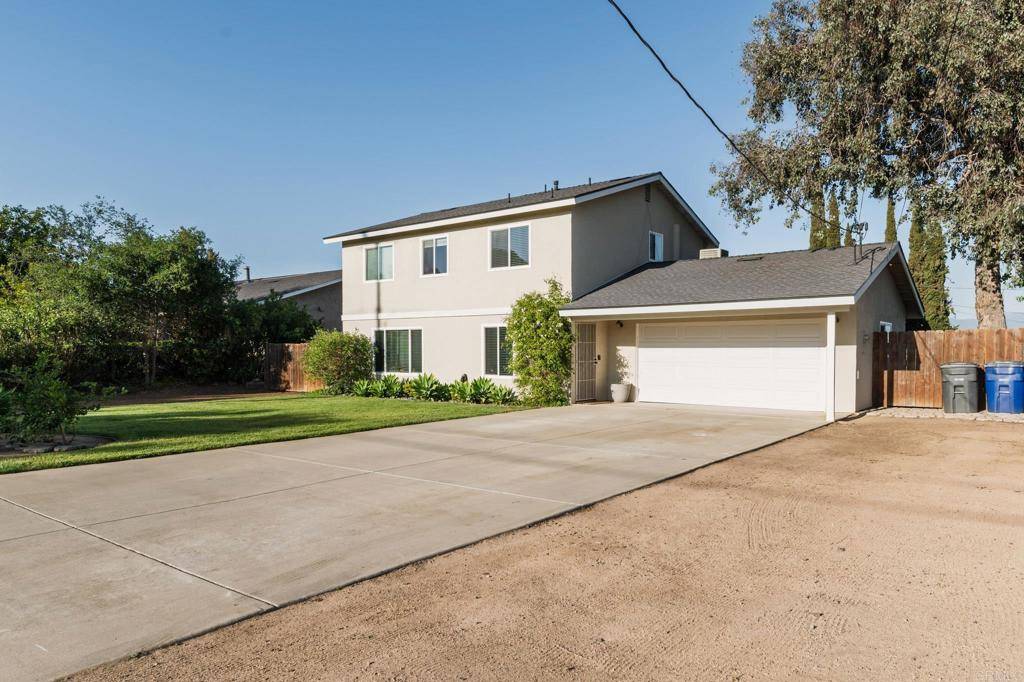 Fallbrook, CA 92028,435 W Hawthorne ST