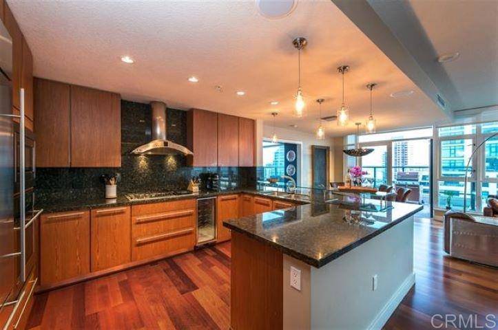 San Diego, CA 92101,1205 Pacific Highway #3503