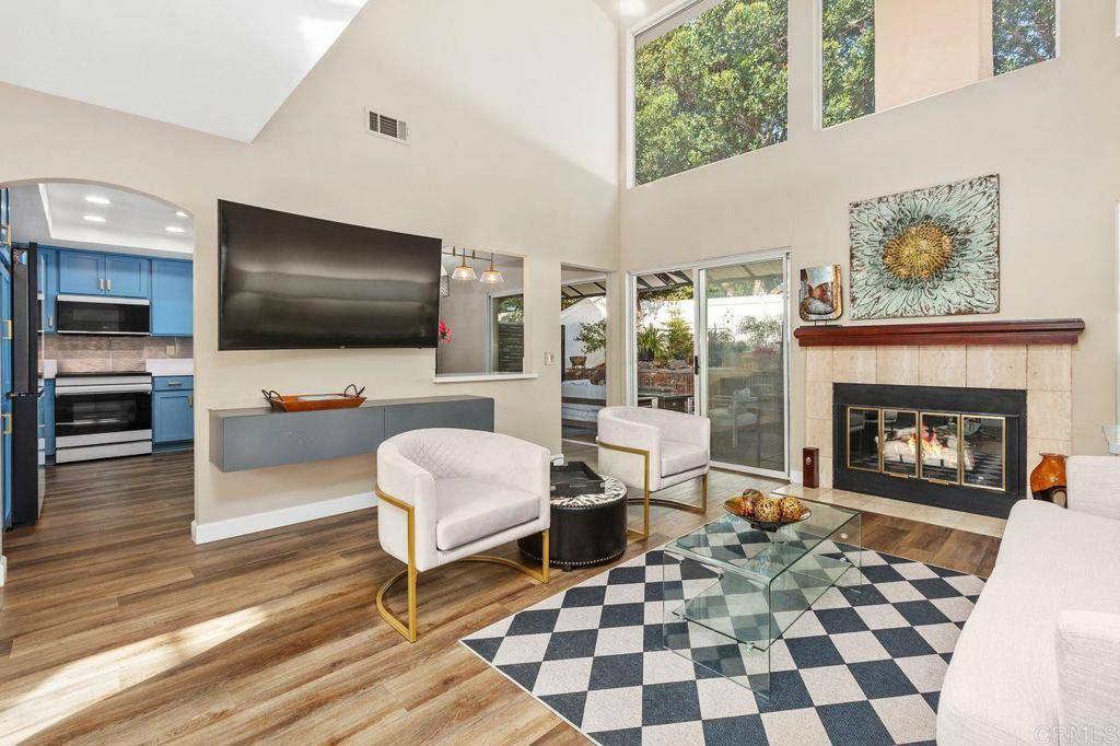 San Marcos, CA 92078,1210 Via Apuesto