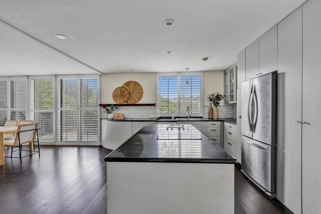 Solana Beach, CA 92075,675 S Sierra AVE #40