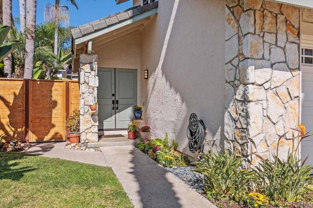 Carlsbad, CA 92009,3112 Del Rey AVE