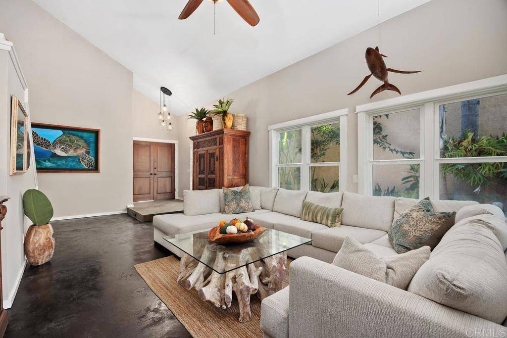 Carlsbad, CA 92009,3112 Del Rey AVE