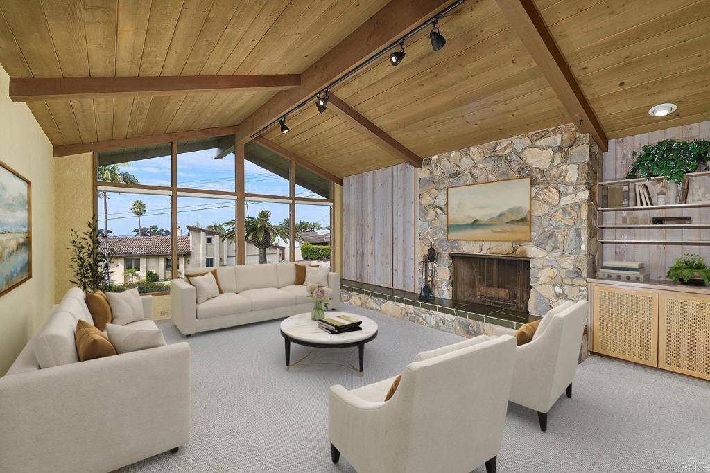 Carlsbad, CA 92008,3190 Falcon DR