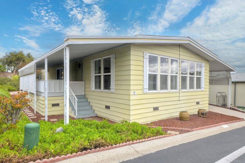 San Marcos, CA 92078,1175 La Moree DR #7