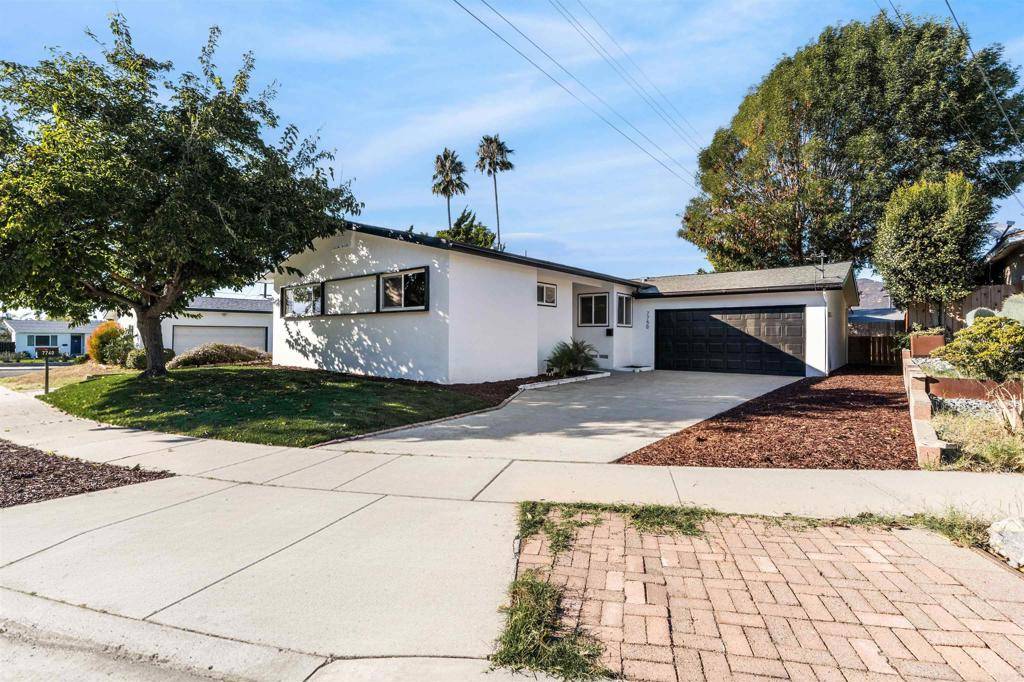 La Mesa, CA 91942,7750 Ropalt St