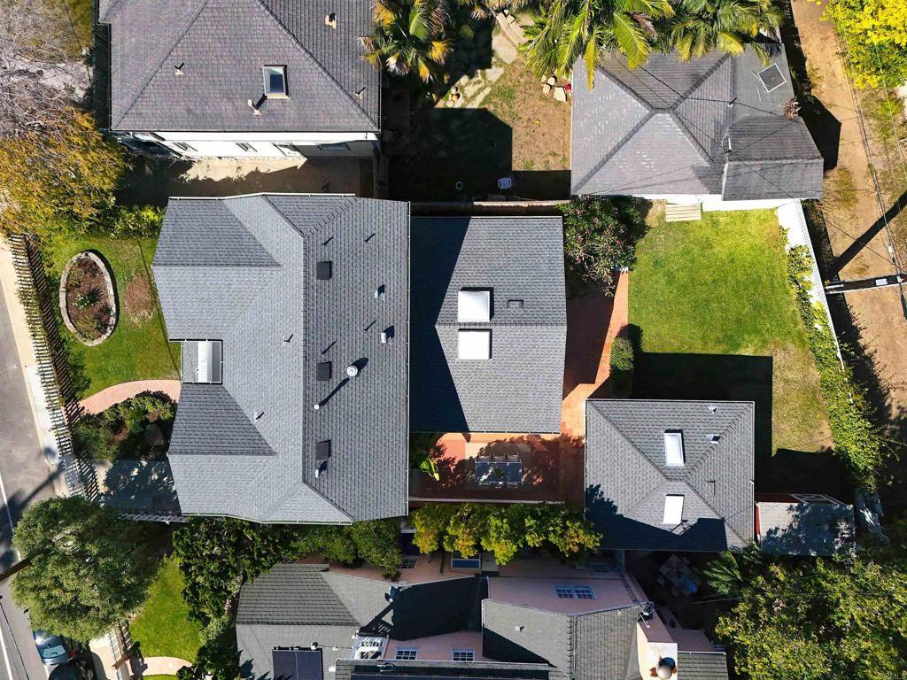 La Jolla, CA 92037,5641 La Jolla Hermosa AVE