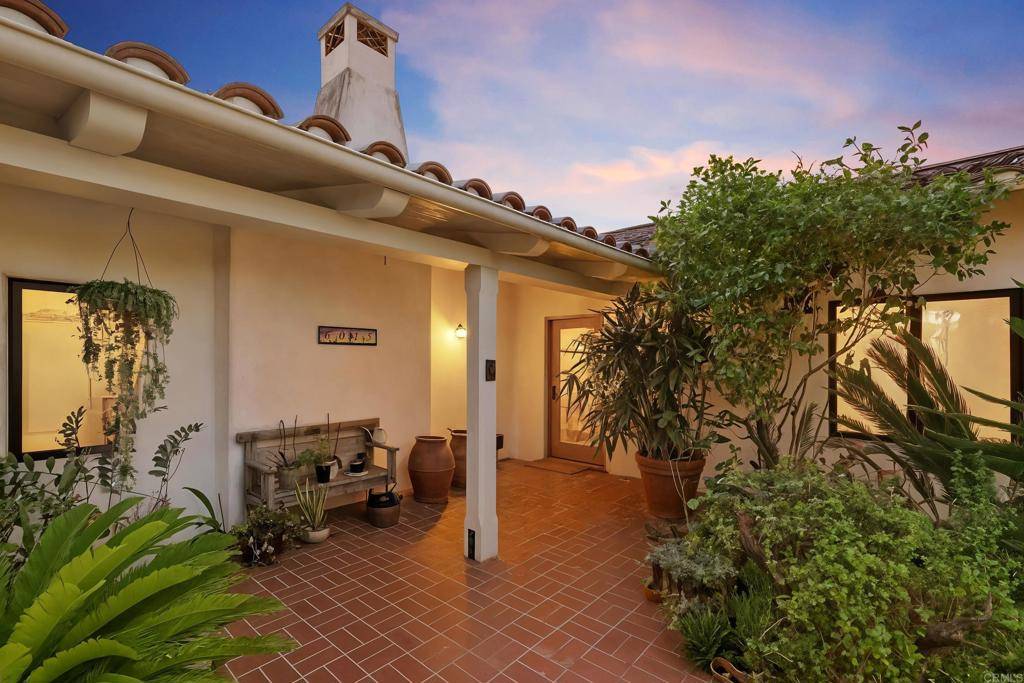 Rancho Santa Fe, CA 92067,6015 La Flecha