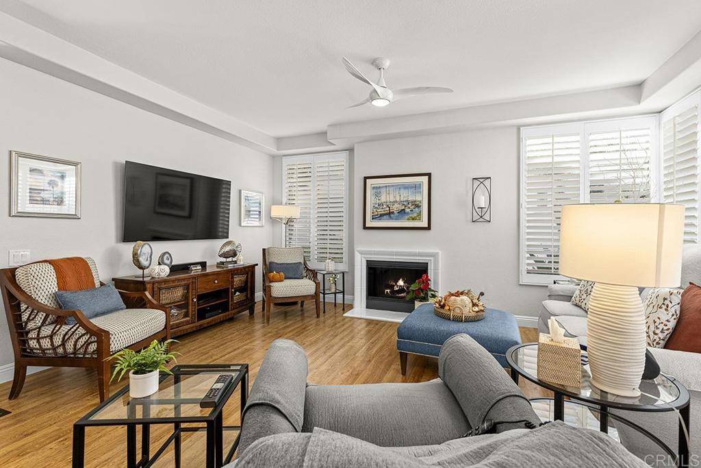 Oceanside, CA 92056,3335 Genoa WAY #111