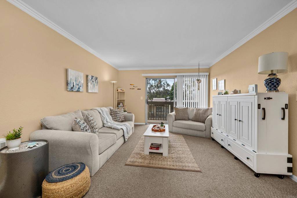 Oceanside, CA 92054,432 Edgehill LN #134