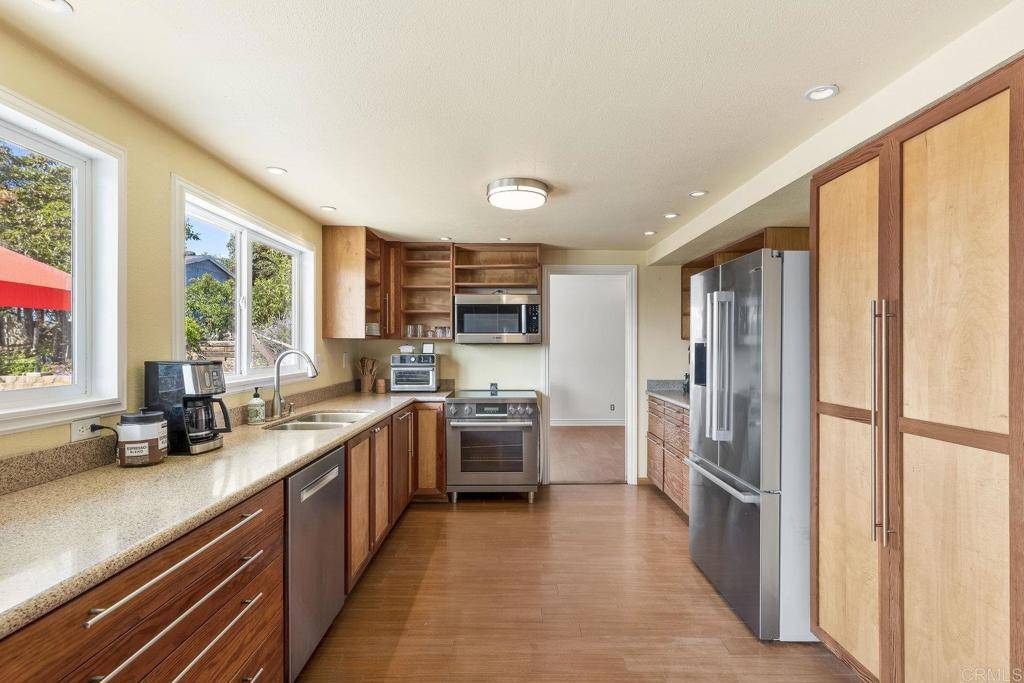 San Marcos, CA 92069,734 Brass Lantern RD