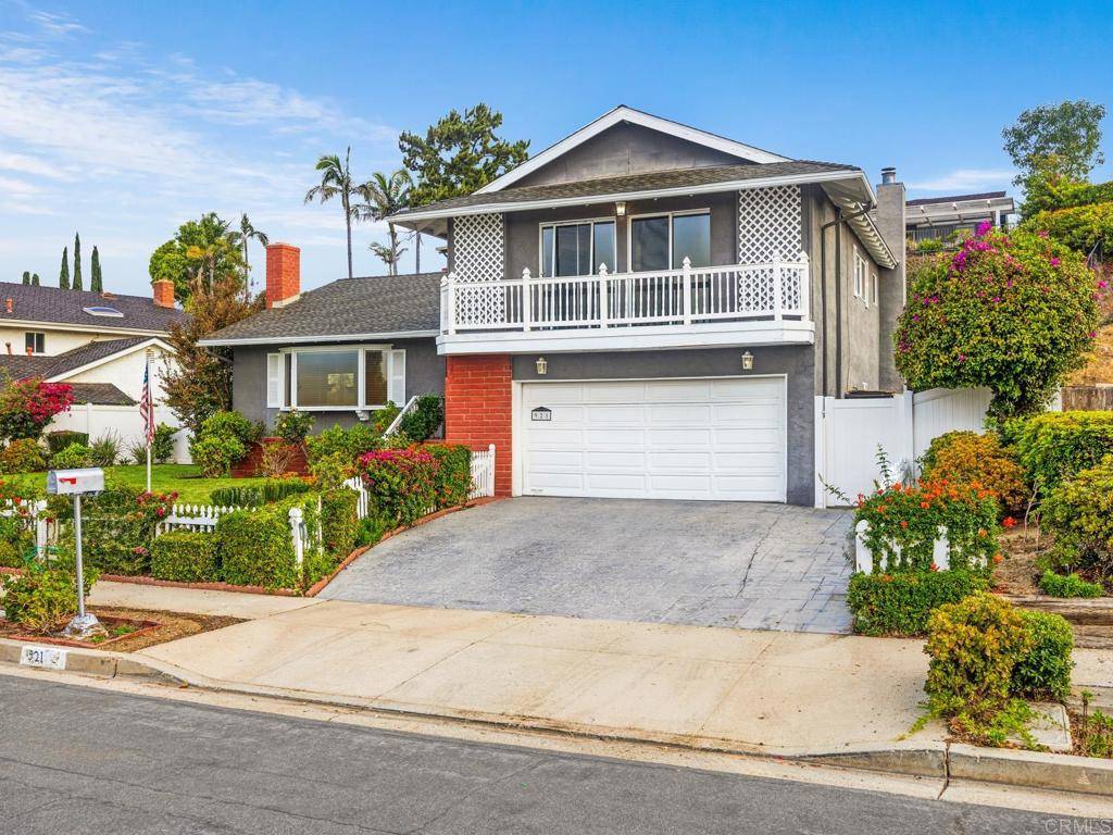 Thousand Oaks, CA 91360,921 Calle Pinata