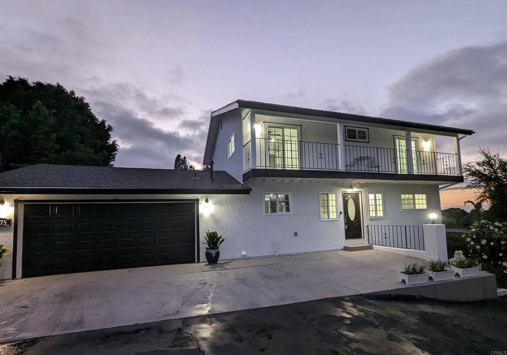 Vista, CA 92084,2175 Alta Vista DR