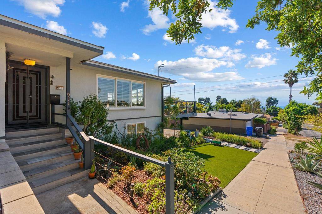 Oceanside, CA 92054,911 Minnesota AVE