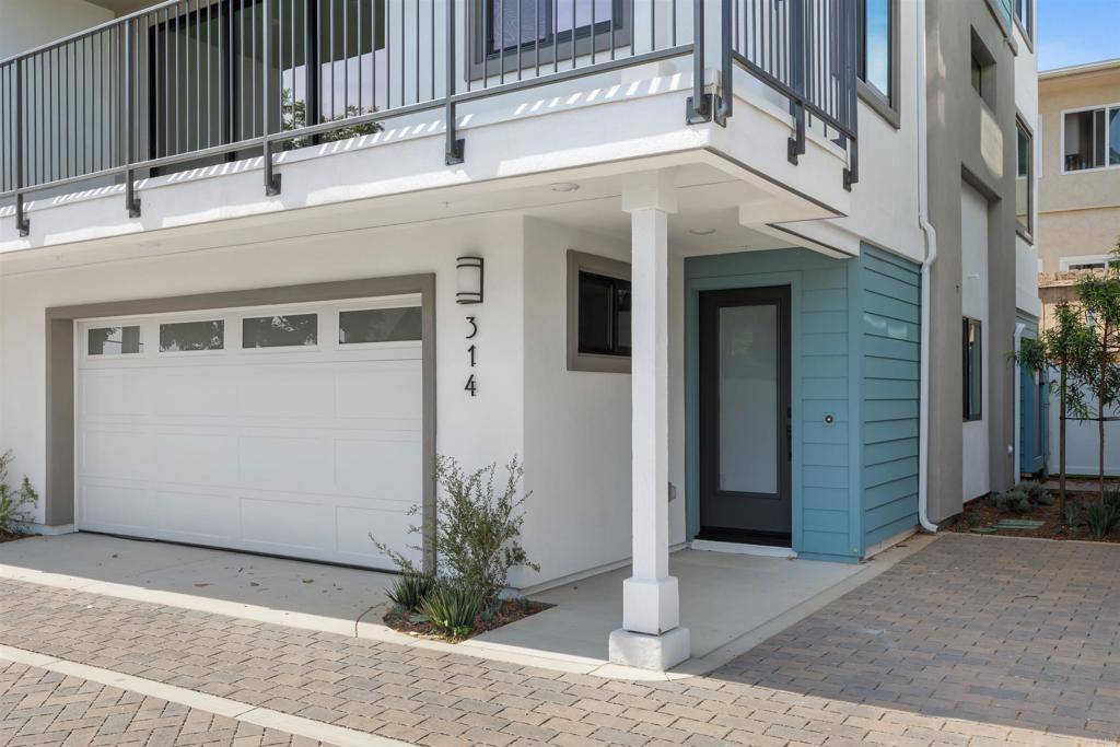 Carlsbad, CA 92008,314 Chinquapin AVE