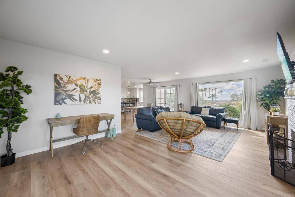 Vista, CA 92084,330 Skyline DR