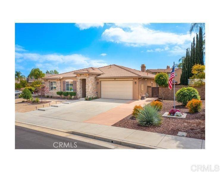 Murrieta, CA 92563,31557 Whitecrown DR