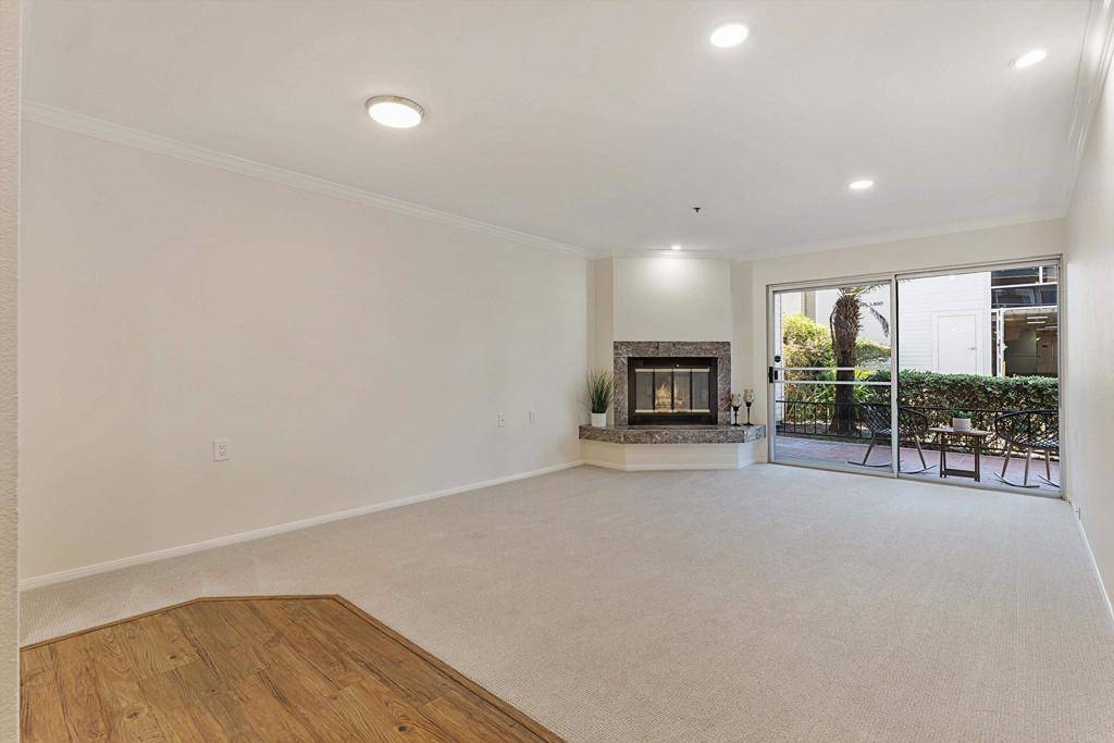 San Marcos, CA 92078,1616 Circa Del Lago #C103