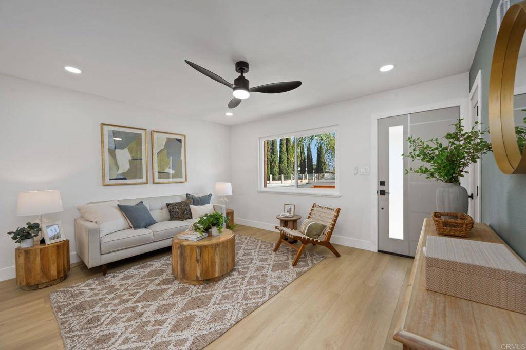 Oceanside, CA 92057,4824 Siesta DR