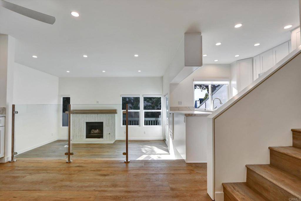 Del Mar, CA 92014,410 Startford Court