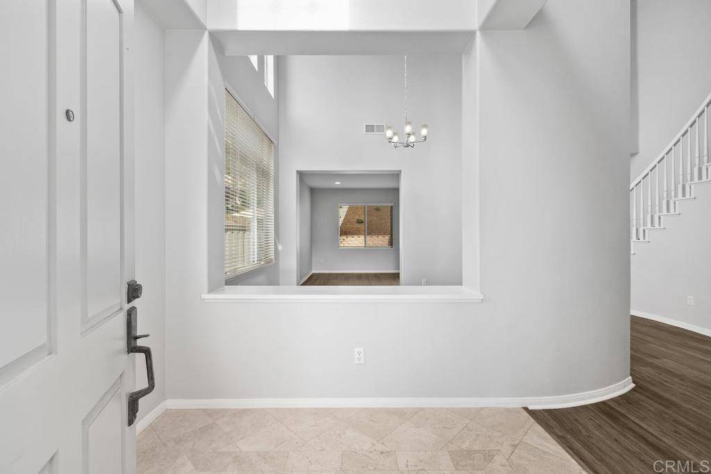 Carlsbad, CA 92010,3545 Knollwood DR