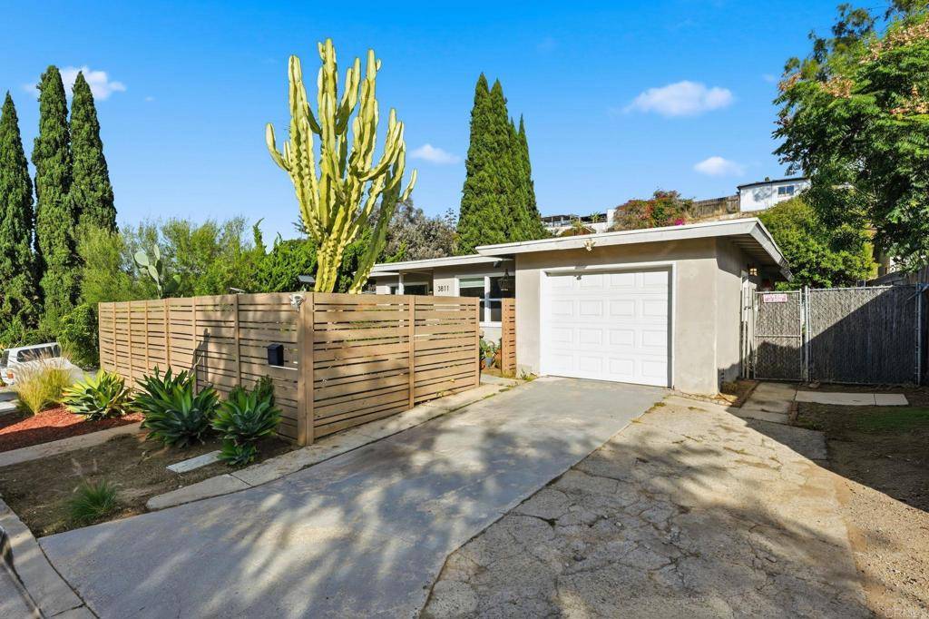 San Diego, CA 92115,3811 College Ave