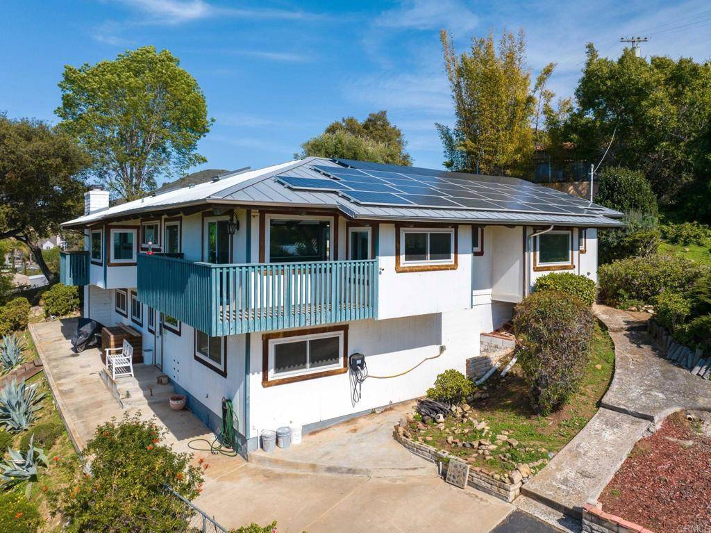 Vista, CA 92084,1628 Lone Oak Rd.