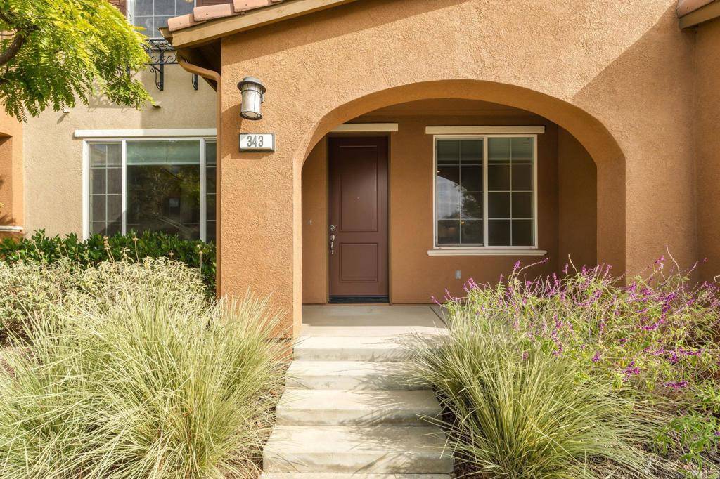 Oxnard, CA 93036,343 American River Ct