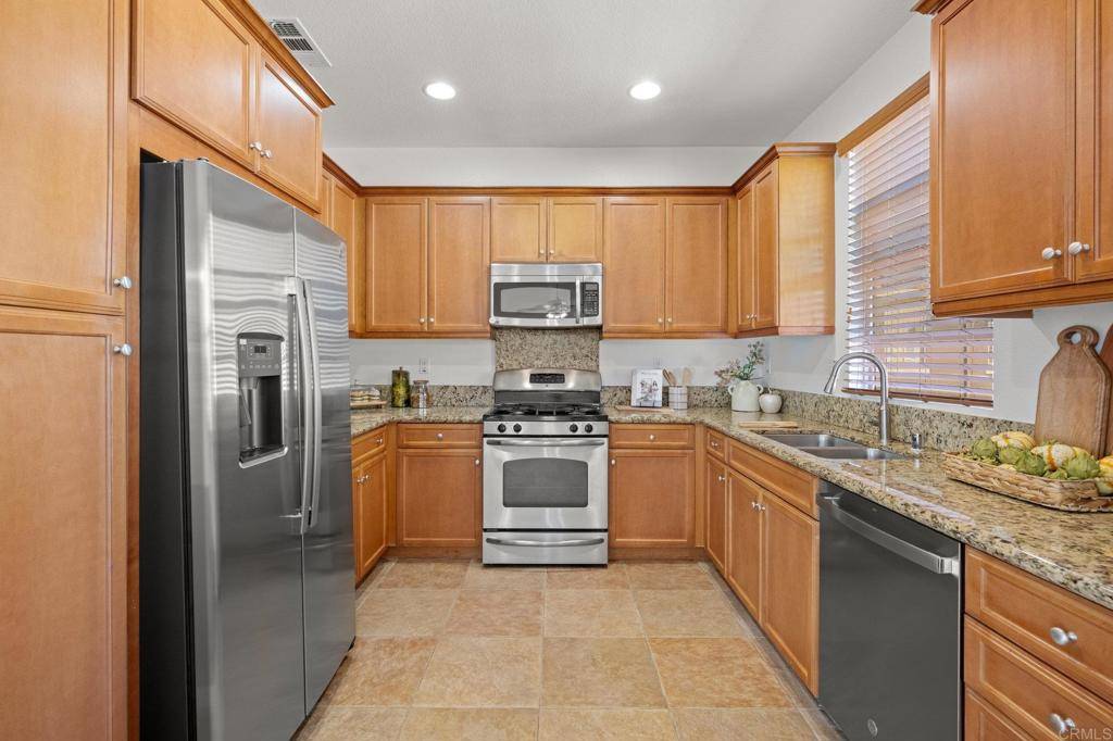 Chula Vista, CA 91913,1836 Olive Green ST #9