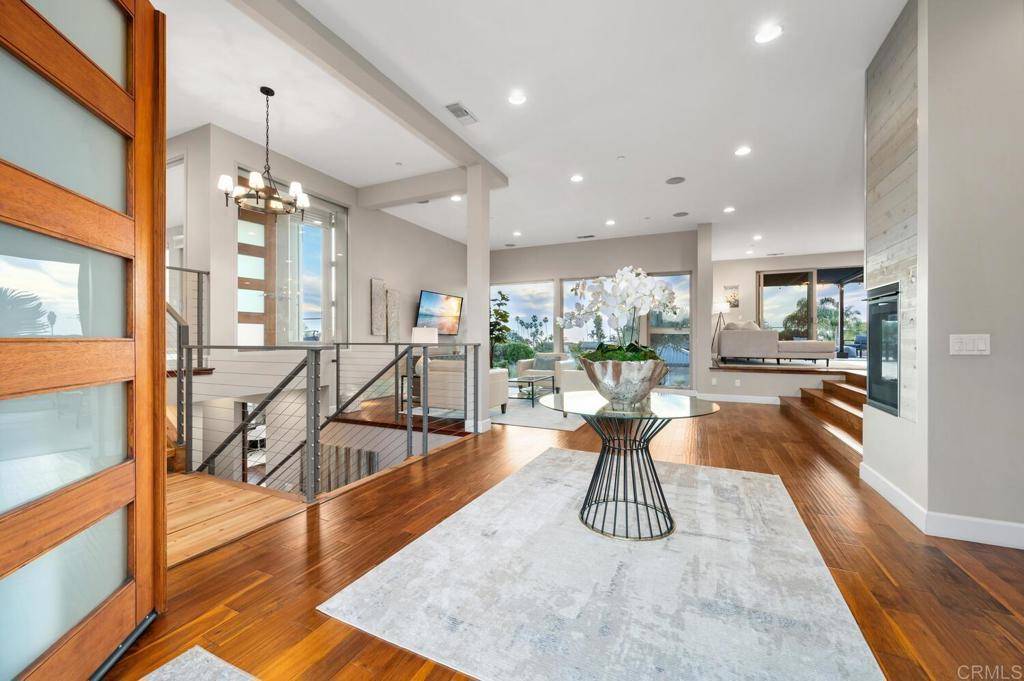 Encinitas, CA 92024,614 Ocean View AVE