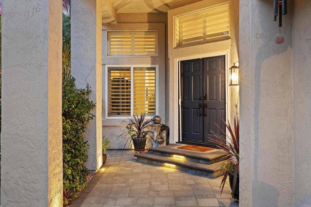 San Marcos, CA 92078,948 Honeysuckle Dr